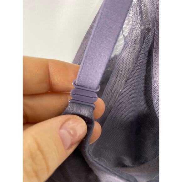 Victoria's Secret, Size 34D, Dusty Purple Demi Bra, Sheer Lace, 3 Way Straps - Picture 5 of 11